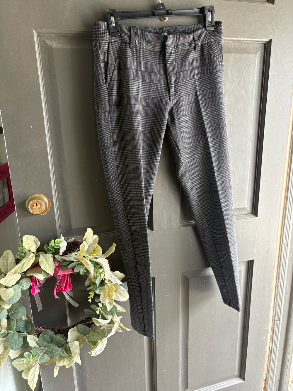 Kut from the Kloth Gray Plaid Dress Pants with Subtle Maroon Windowpane